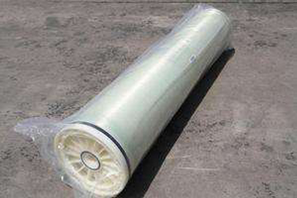 1572571135445115.jpg 反滲透設備中保安過濾器的特性和適用范圍